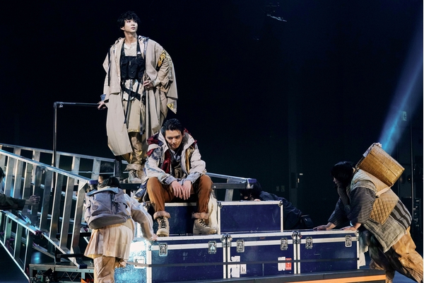 「オレステスとピュラデス」舞台写真　撮影：細野晋司