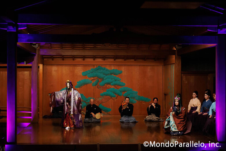 モンドパラレッロ歌劇団『紫のゆかり』©MondoParallelo, inc.