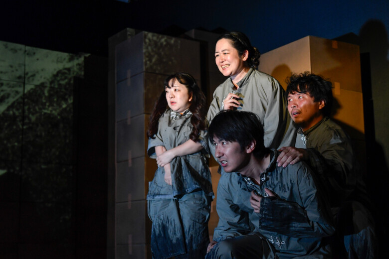 劇団チャリT企画『パトリオット』撮影：鈴木 淳