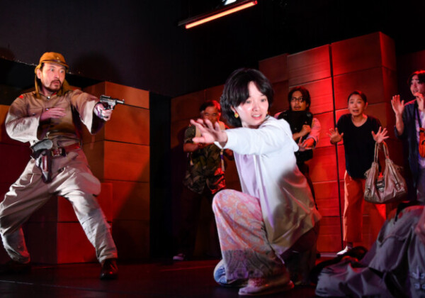 劇団チャリT企画『パトリオット』撮影：鈴木 淳