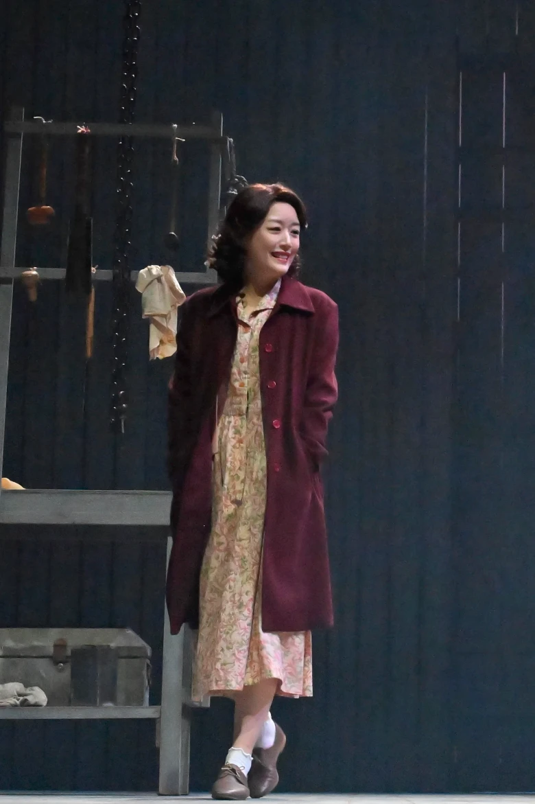 舞台『すべての幸運を手にした男』