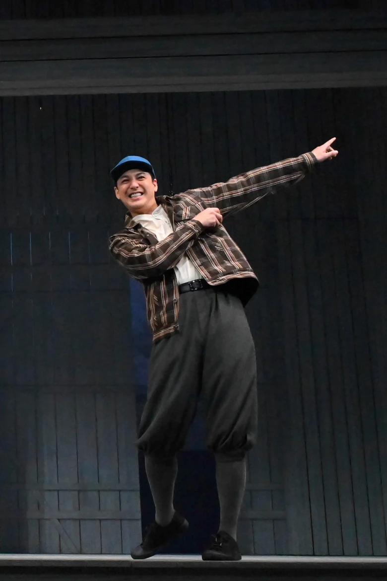 舞台『すべての幸運を手にした男』