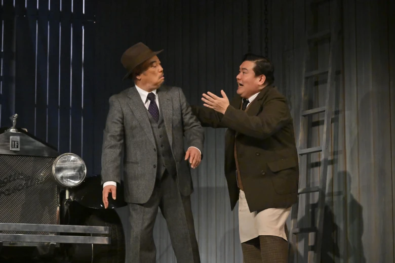 舞台『すべての幸運を手にした男』