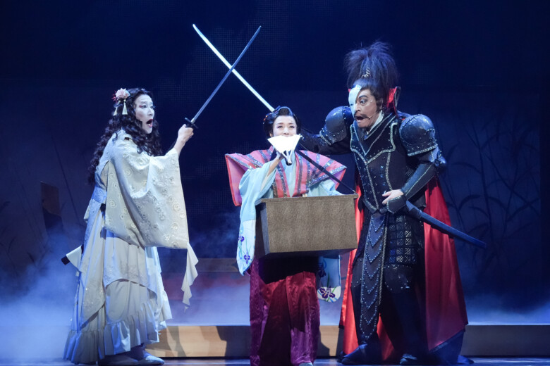 劇団☆新感線『～桜吹雪THUNDERSTRUCK』撮影：田中亜紀