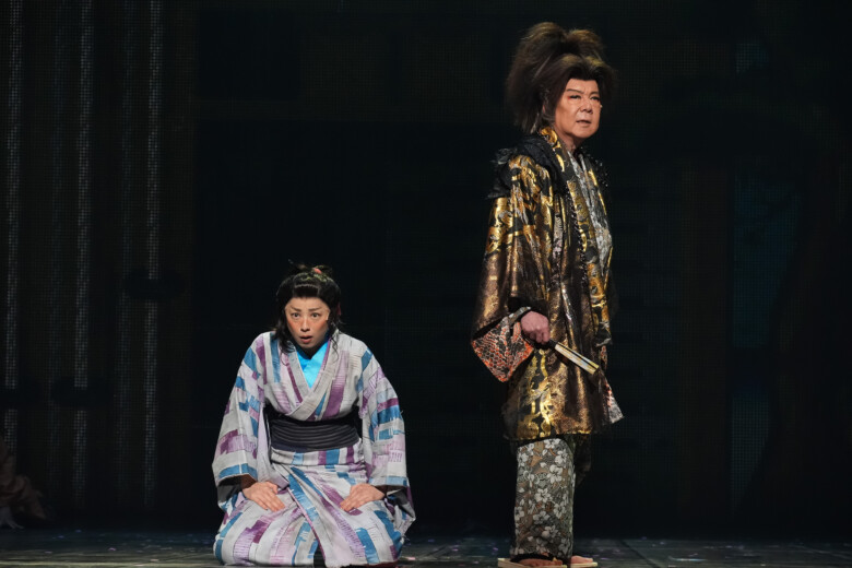 劇団☆新感線『～桜吹雪THUNDERSTRUCK』撮影：田中亜紀