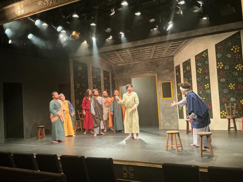 東京マハロリバイバル『あるいは真ん中に座るのが俺』