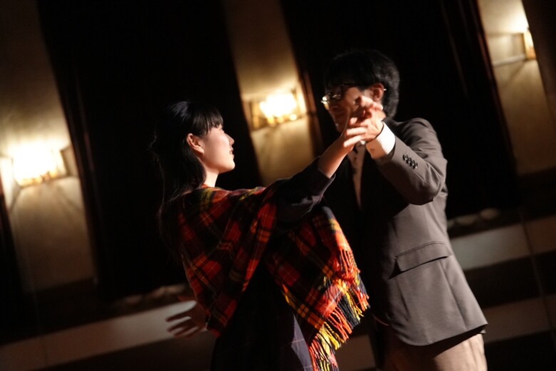 The Reindeer Who Lit the Night 