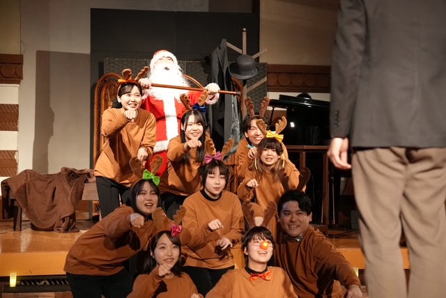 The Reindeer Who Lit the Night 