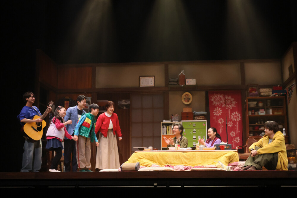 『小さな神たちの祭り』