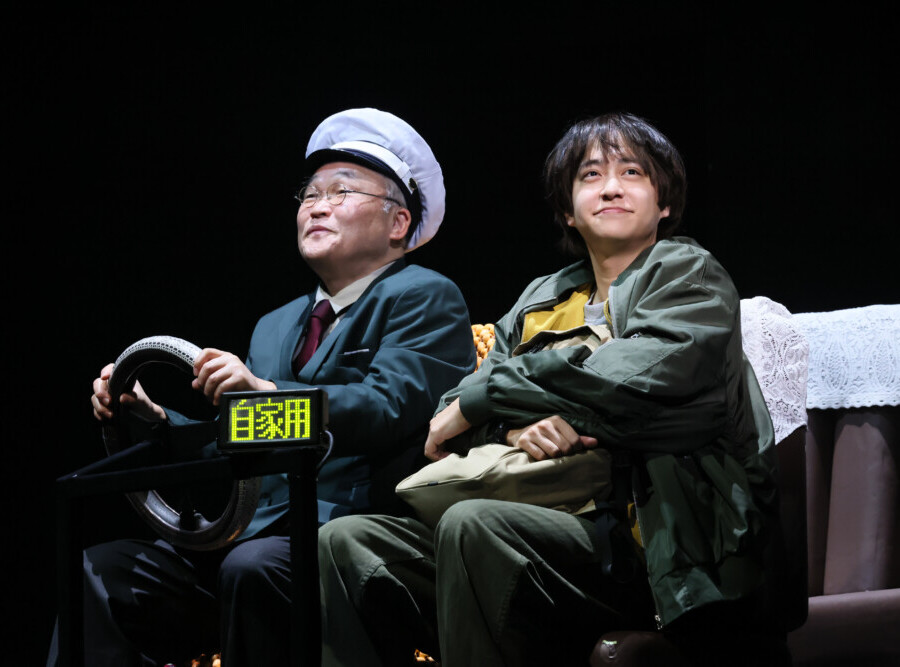 『小さな神たちの祭り』