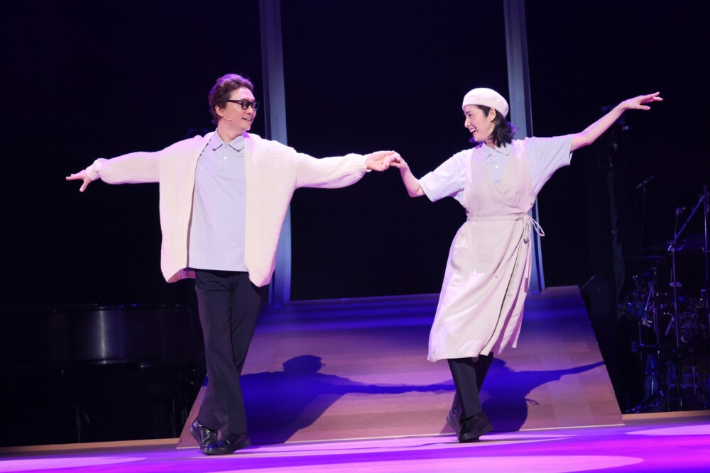 シス・カンパニー公演『新宿発8時15分』 撮影：宮川舞子